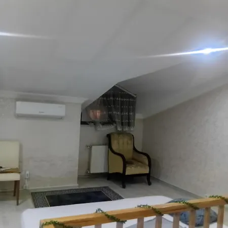 Apartment Edebiyat